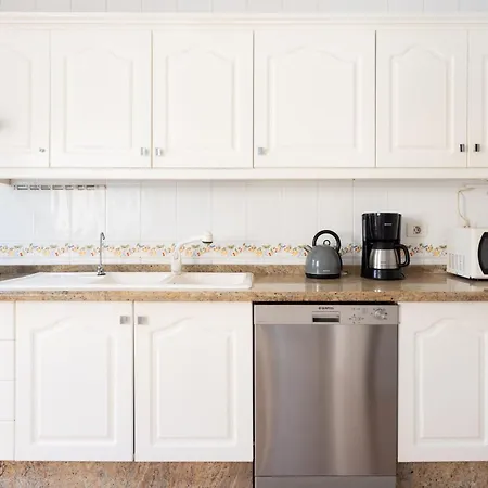 Villa Luxurious 1,5 Kilometers From