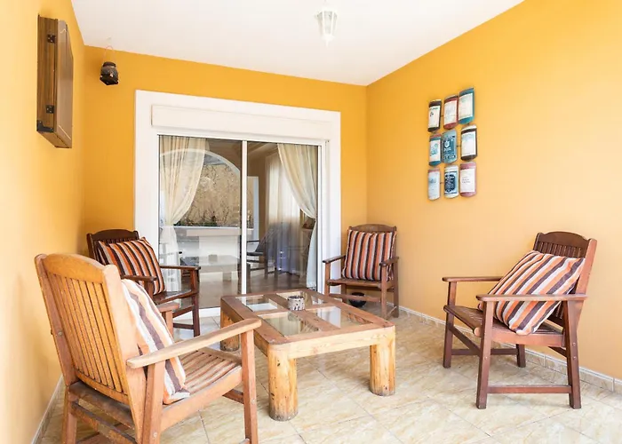 Villa Luxurious 1,5 Kilometers From