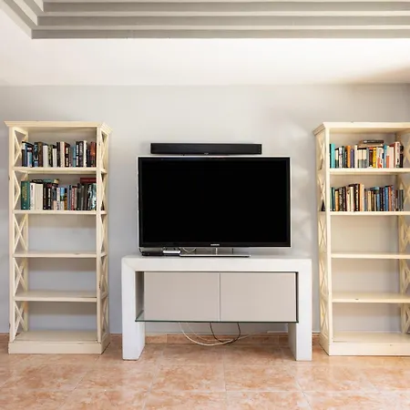 Luxurious 1,5 Kilometers From * Costa Adeje (Tenerife)